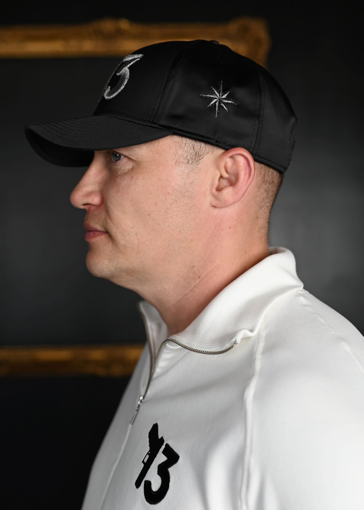 Kepurė su snapeliu "13 stars”