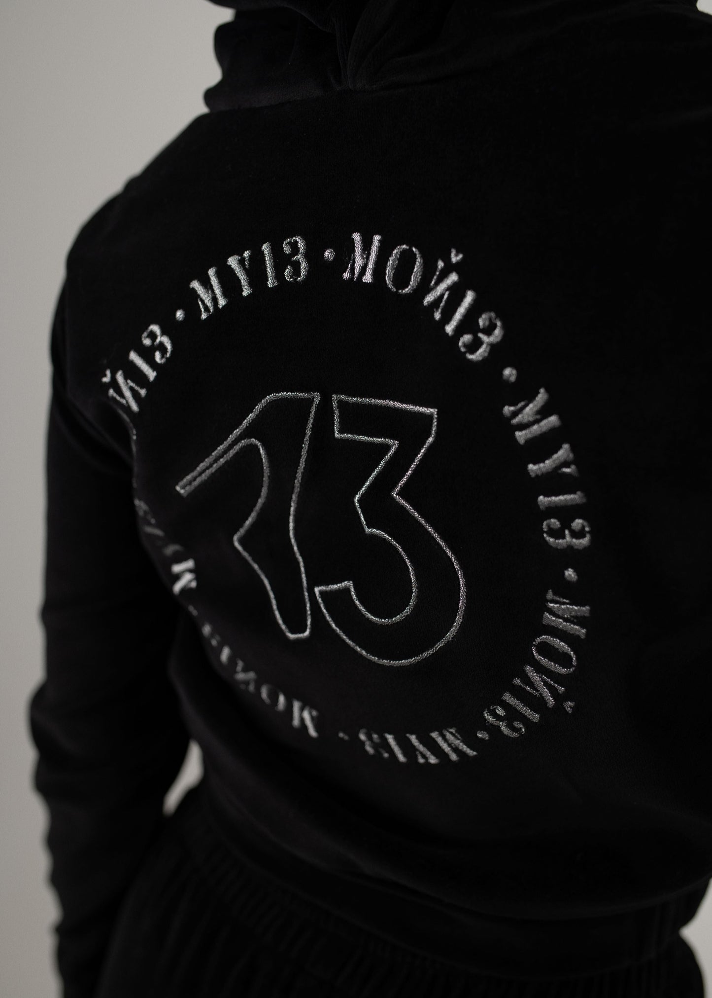 Moteriškas aksominis kostiumas "MY13 velour"