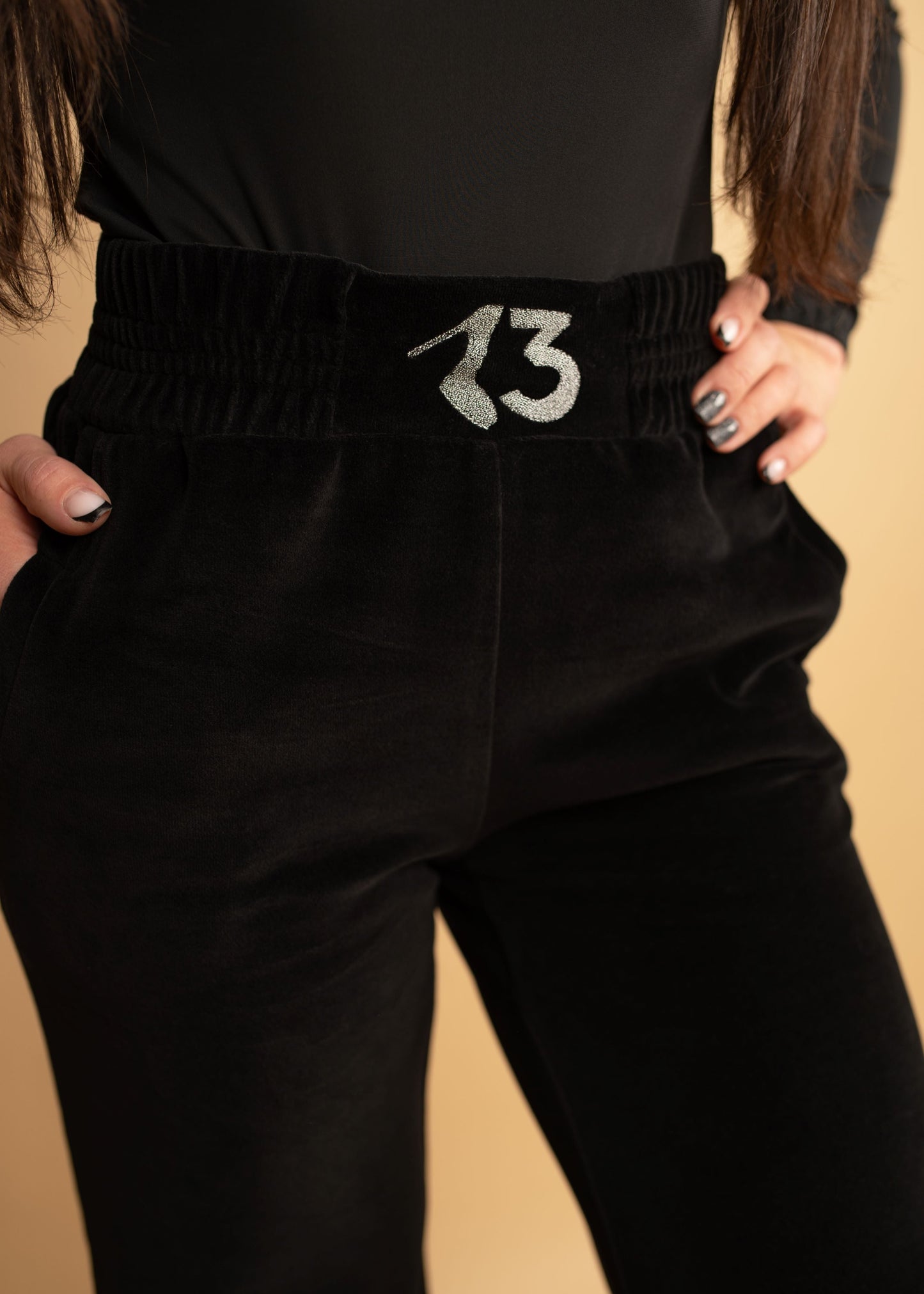 Moteriškas aksominis kostiumas "MY13 velour"