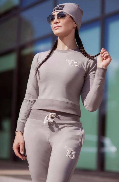 Women's leisure suit "I'm a wanted woman"