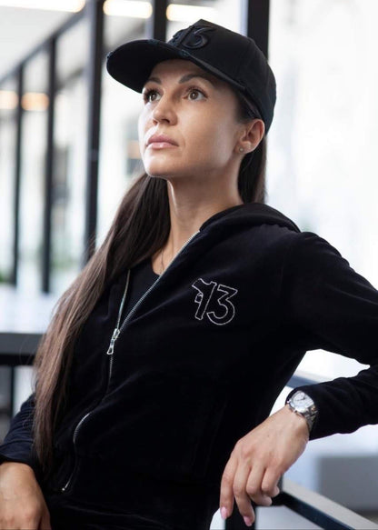 Kepurė su snapeliu plėšyta "13 black OPG"